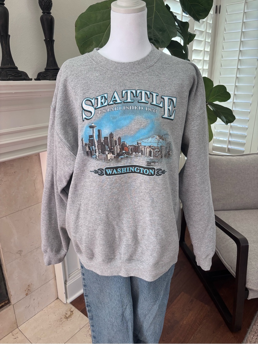 Vintage Seattle Washington Gray Crewneck Sweatshirt